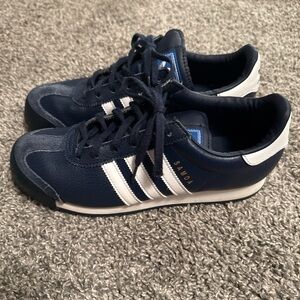 adidas Navy & White Samoa Retro Low-Top Sneakers